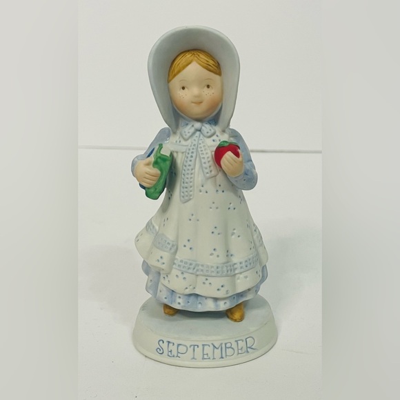 Vintage American Greetings Holly Hobby Months of Joy Collection - Picture 1 of 3